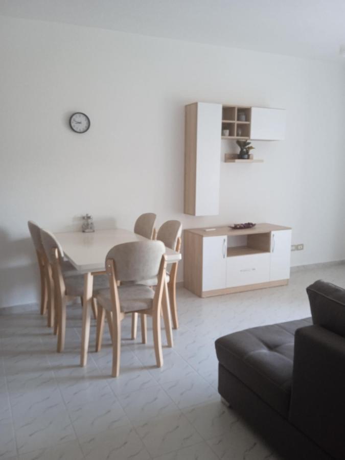 Durres, Plazh 13, Albania Apartament